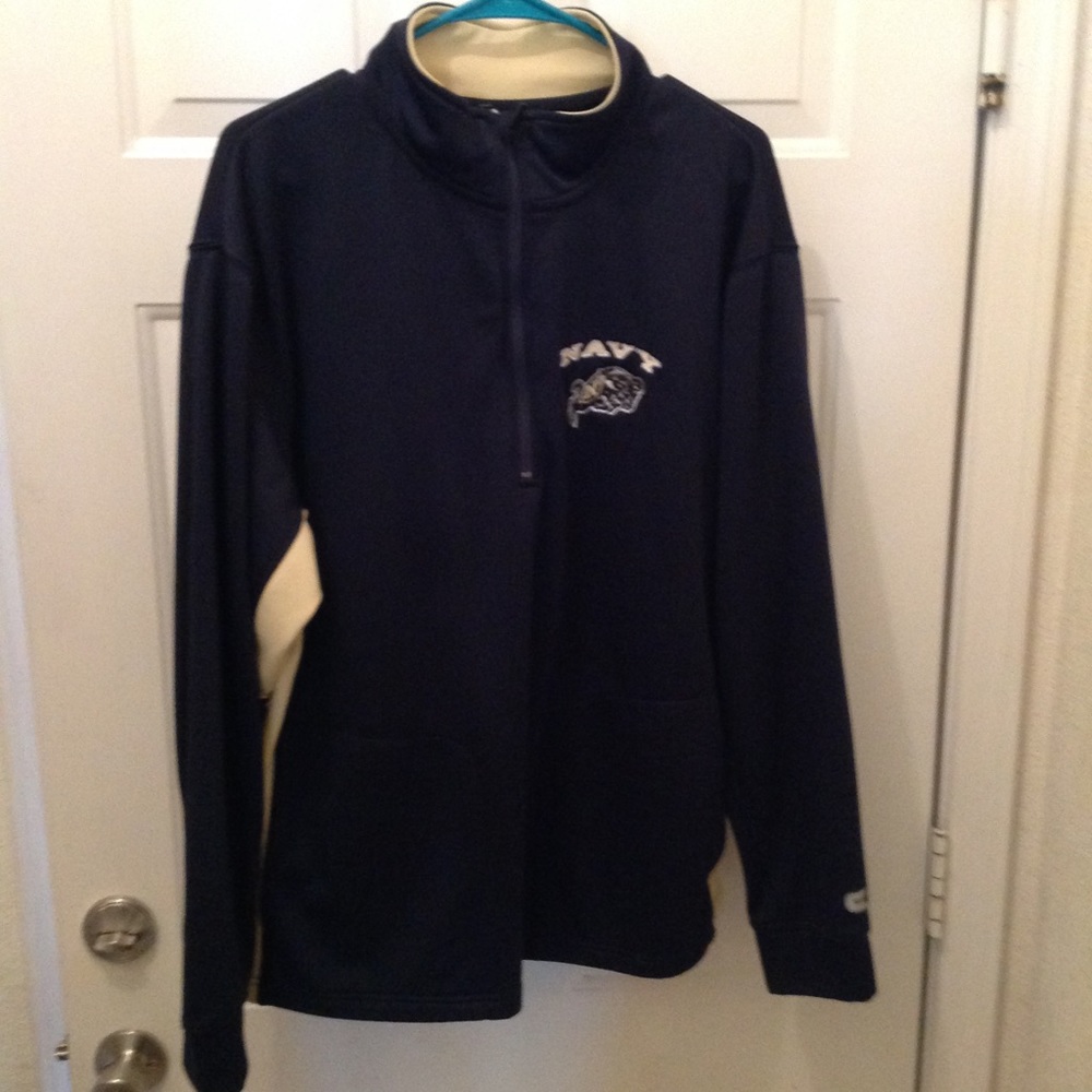 Navy sweatshirt w/pockets size large